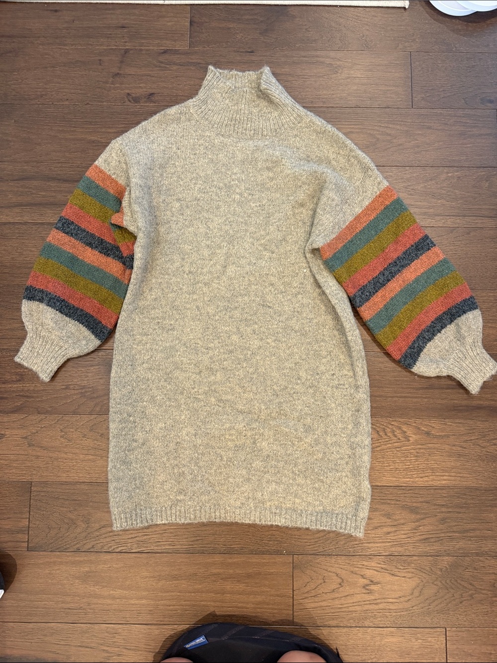 LUSH Cable Knit Sweater Dress with Balloon Sleeves Size Small - C67-066